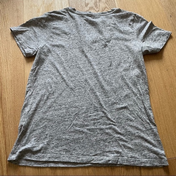 UNIQLO HEATHER GREY V-NECK  -TEE - XS - Picture 6 of 12